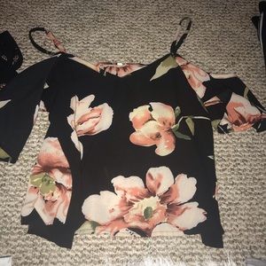 Floral off the shoulder tank!